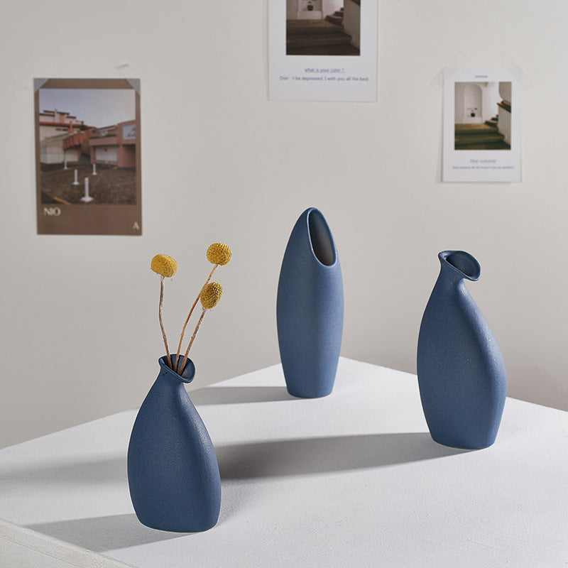 Blue Ceramic Artistic Vases: Illuminate the Aesthetics of Your Space 💙